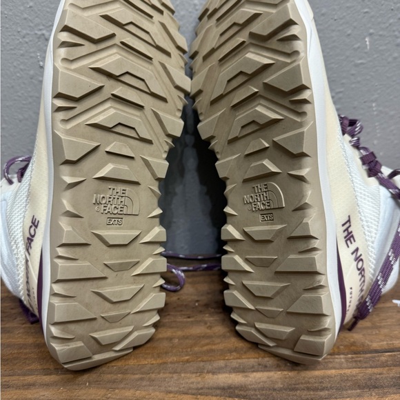 North Face Activist Mid Futurelight Boots Shoes Women’s 9 Good condition - Picture 9 of 16